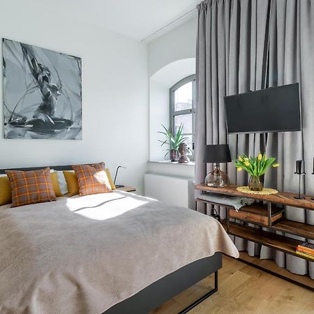 ורוצלב Apartament Sloneczny - Mlyn Maria - Art Apartments מראה חיצוני תמונה
